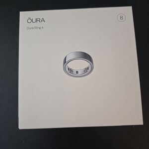 NWT Oura Ring 4 | Silver | Size 8